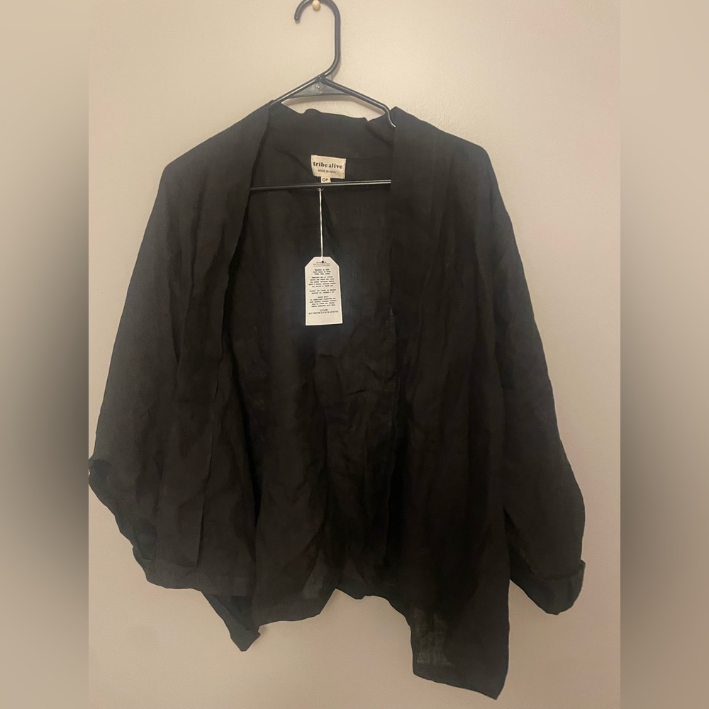 Black shawl